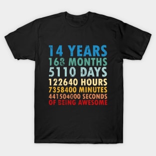 14th Birthday Countdown 14 years of being Awesome / Fourteen Birthday / 14 Years Old / Girls and Boys  / Vintage Retro Style gifts ideas T-Shirt